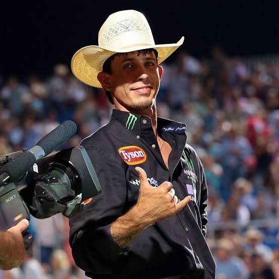 ESPN REPORT: LegendaryJ.B. Mauney Announces Massive Donation to PBR Program, Launching New State of the Art Training Facility in His……