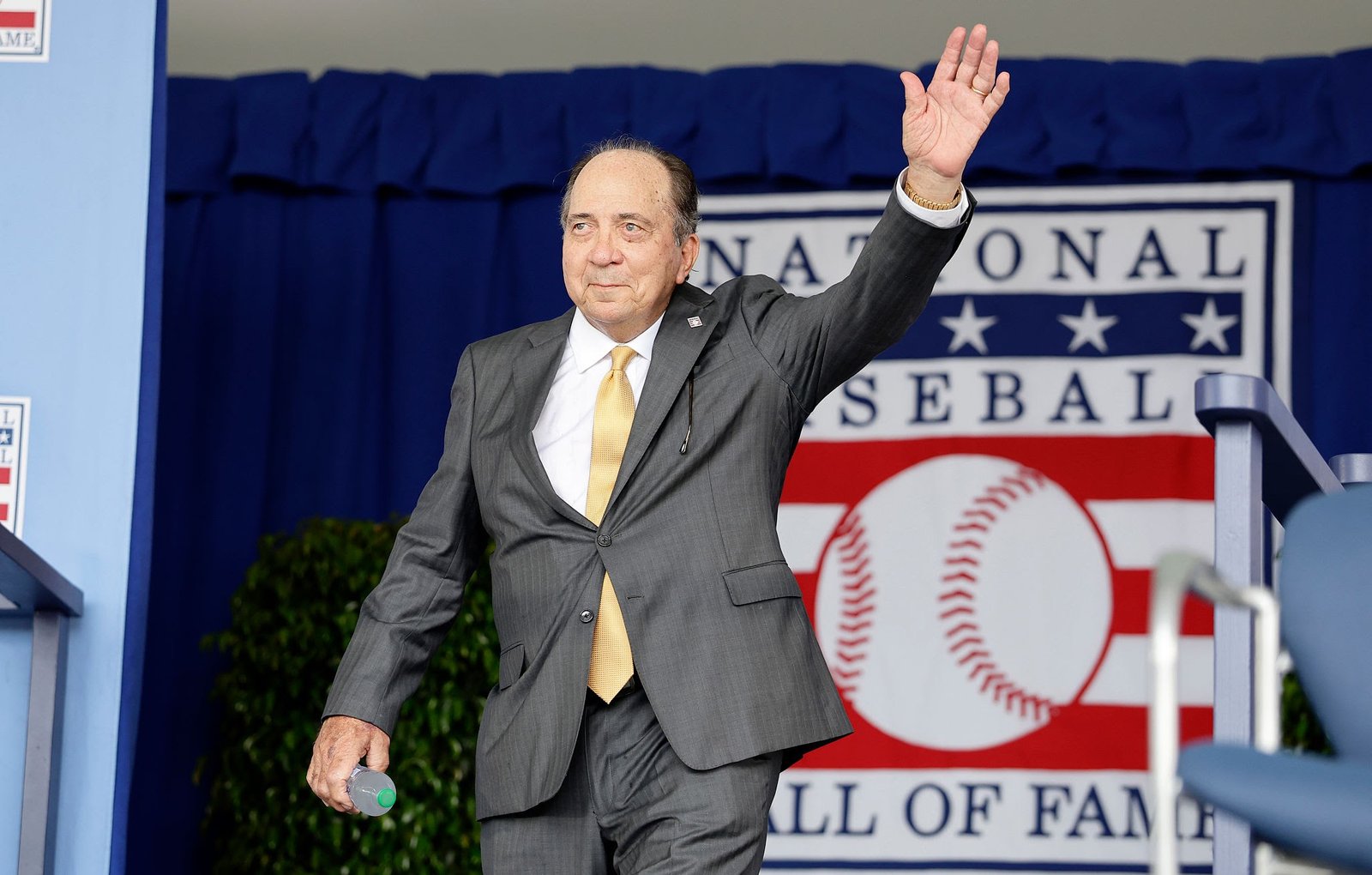 REDS NATION CELEBRATES: Johnny Bench Legendary Cincinnati Reds Icon to Be Inducted into Baseball Hall of Fame….