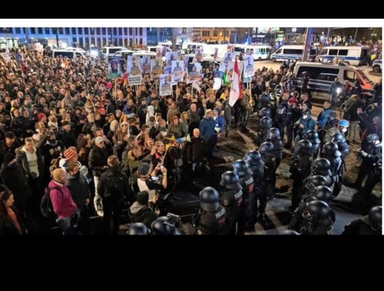😨 Tragödie in Dortmund! ⚠️ Dunkle Wolken ziehen auf – Unsicherheit und Angst erschüttern den Verein bis ins Mark. Eine bedrückende Stille liegt heute Abend über Borussia Dortmund, während Gerüchte über eine mögliche Tragödie den Verein und seine Fans erschüttern. Was zunächst als stille Besorgnis hinter verschlossenen Türen begann, hat sich zu einem Sturm aus Angst und Spekulation entwickelt – die Anhänger sind in Sorge, und die gesamte Fußballwelt hält den Atem an.