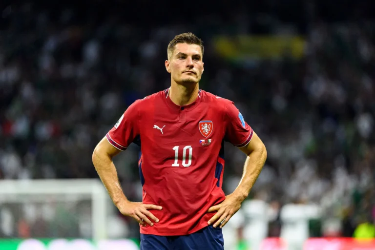 🚨 VOR 20 MINUTEN: BAYER Patrik Schick SUSPENDIERT! 💔🔴😱